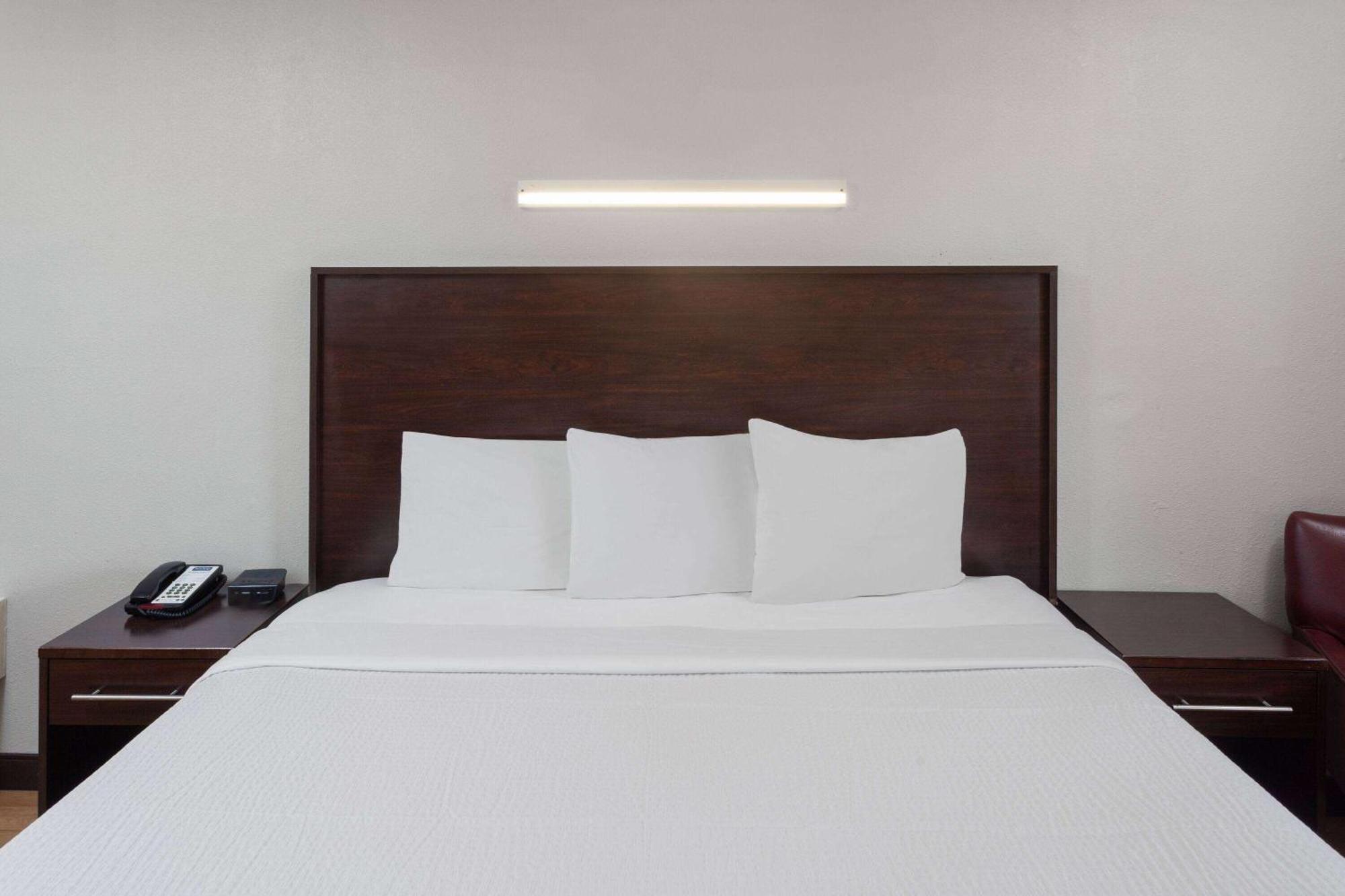 Travelodge By Wyndham Peoria Eksteriør bilde