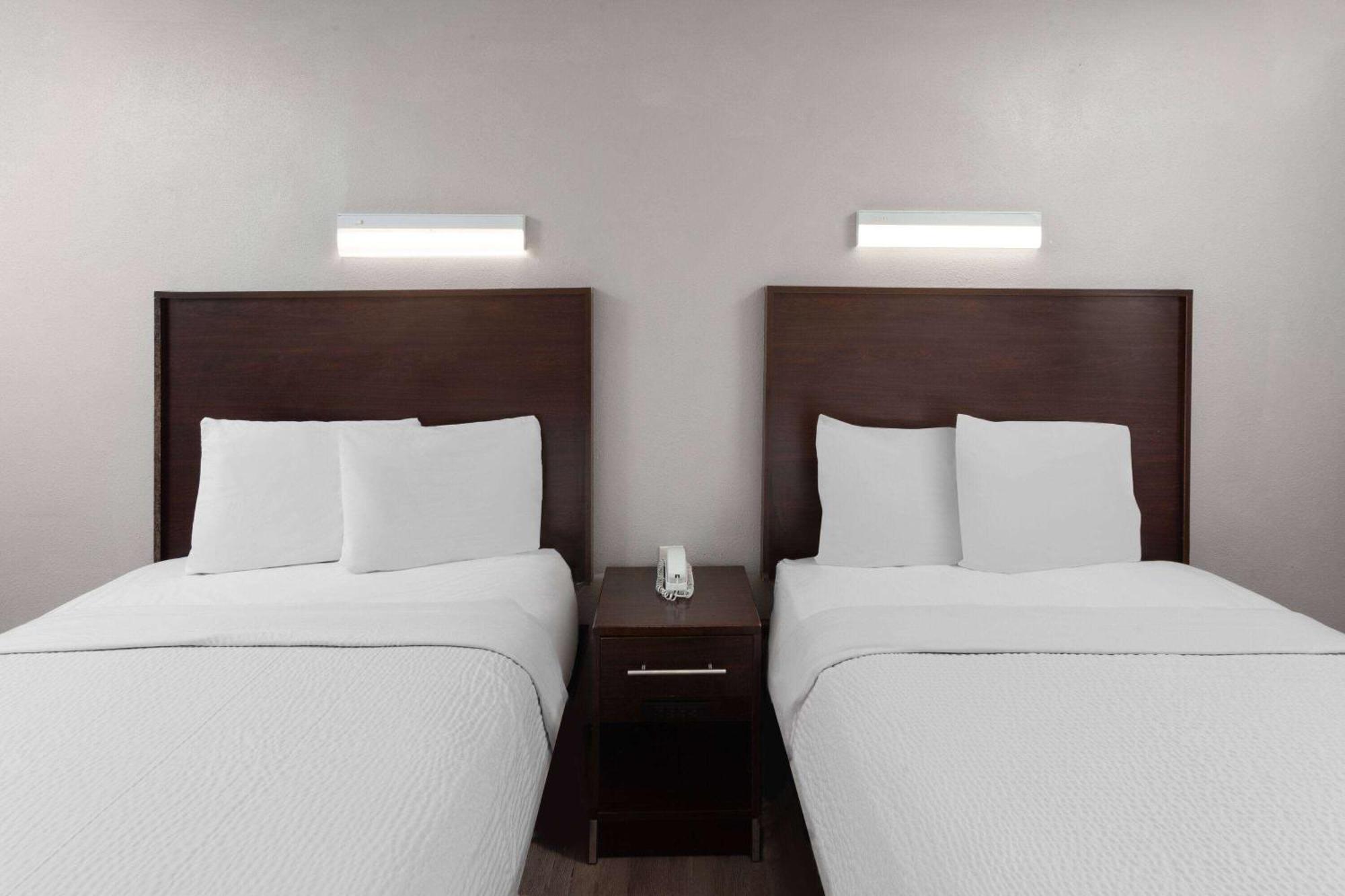 Travelodge By Wyndham Peoria Eksteriør bilde
