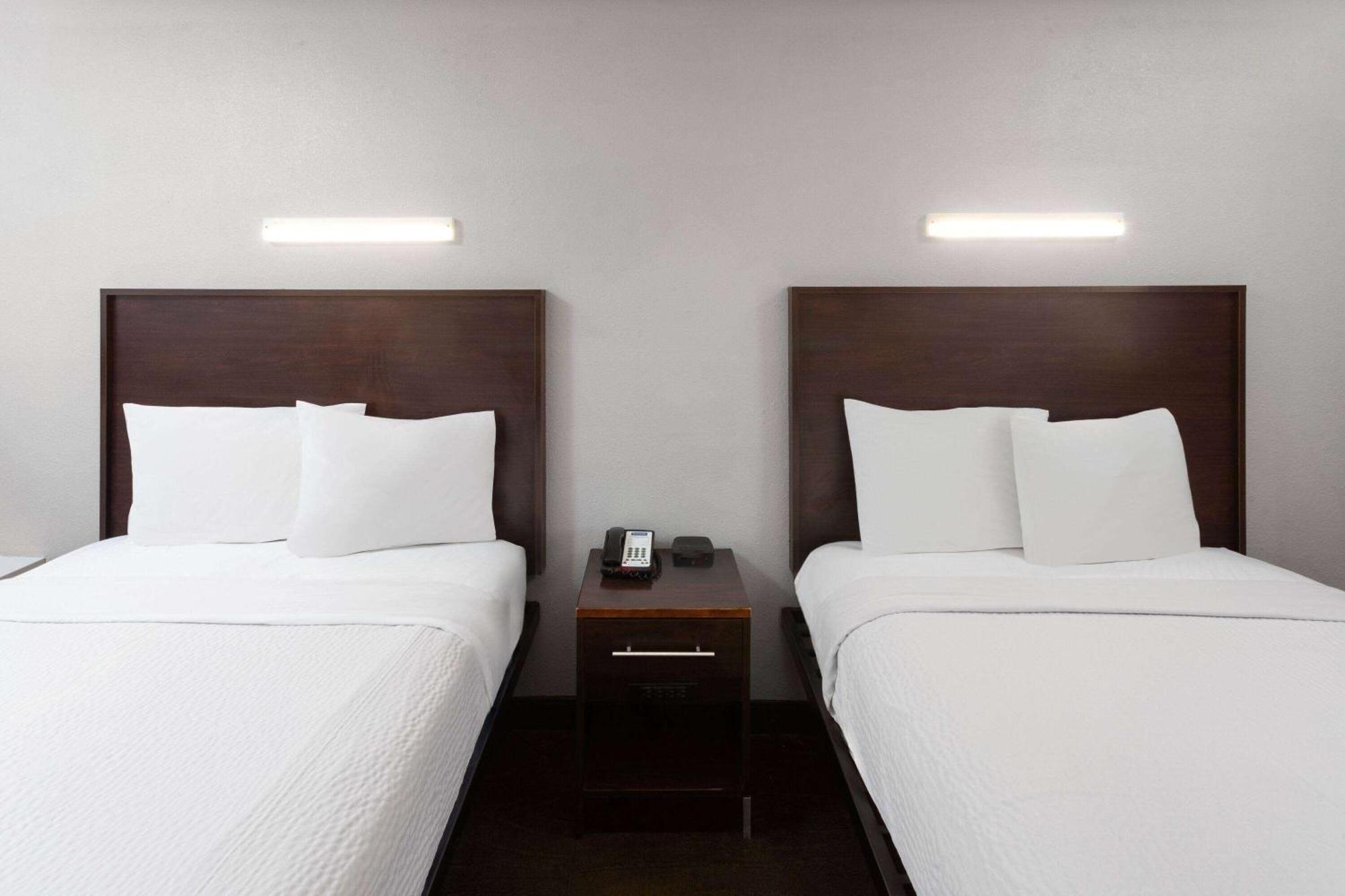 Travelodge By Wyndham Peoria Eksteriør bilde